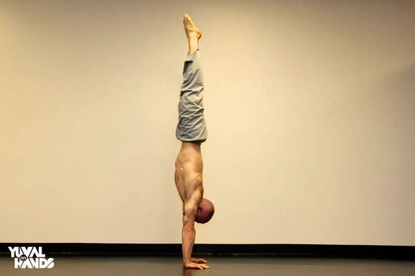 Yuval handstand